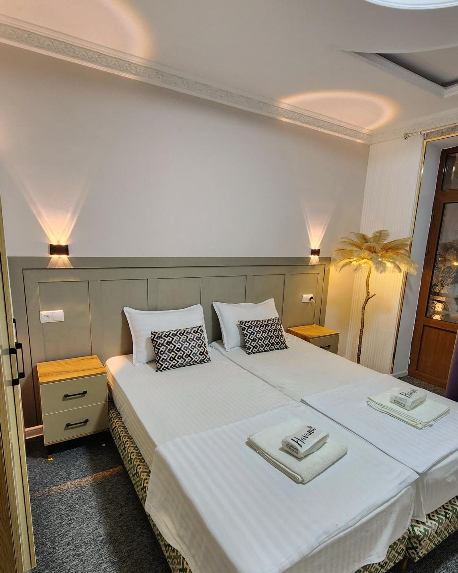 Hayati Hotel Самарканд Екстериор снимка