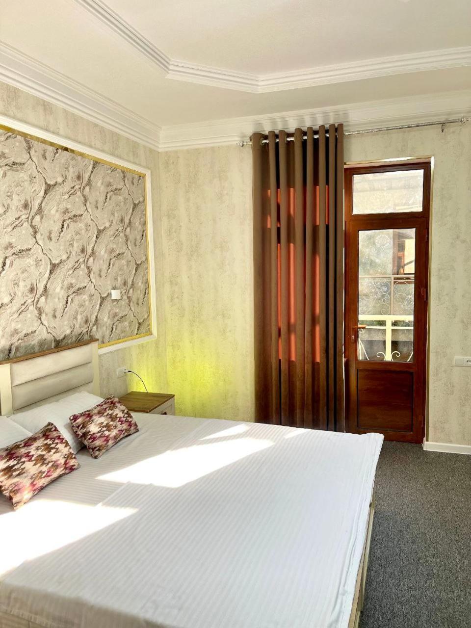 Hayati Hotel Самарканд Екстериор снимка